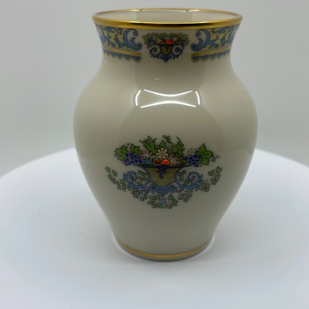 Lenox Autumn Porcelian 4.5" vase 24k gold Trim Raised Ename